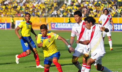 Fútbol Ecuador Selección Nacional 16 jugadores de Perú que ...