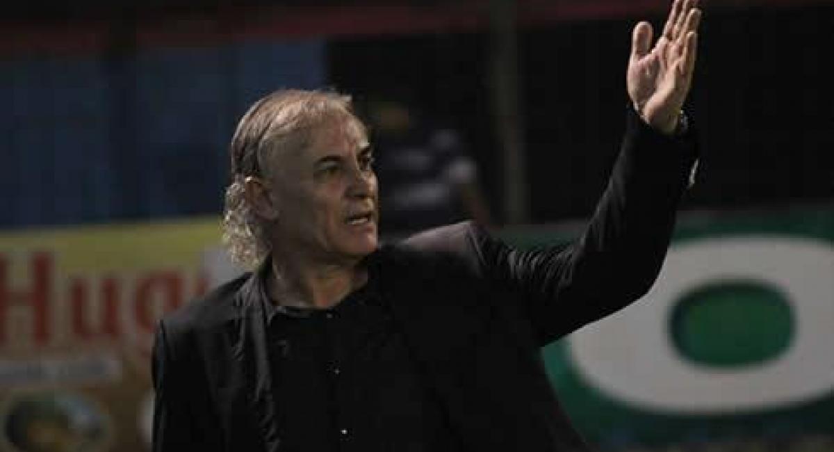 Fútbol Ecuador Serie A Juan Urquiza cuenta los motivos por los que