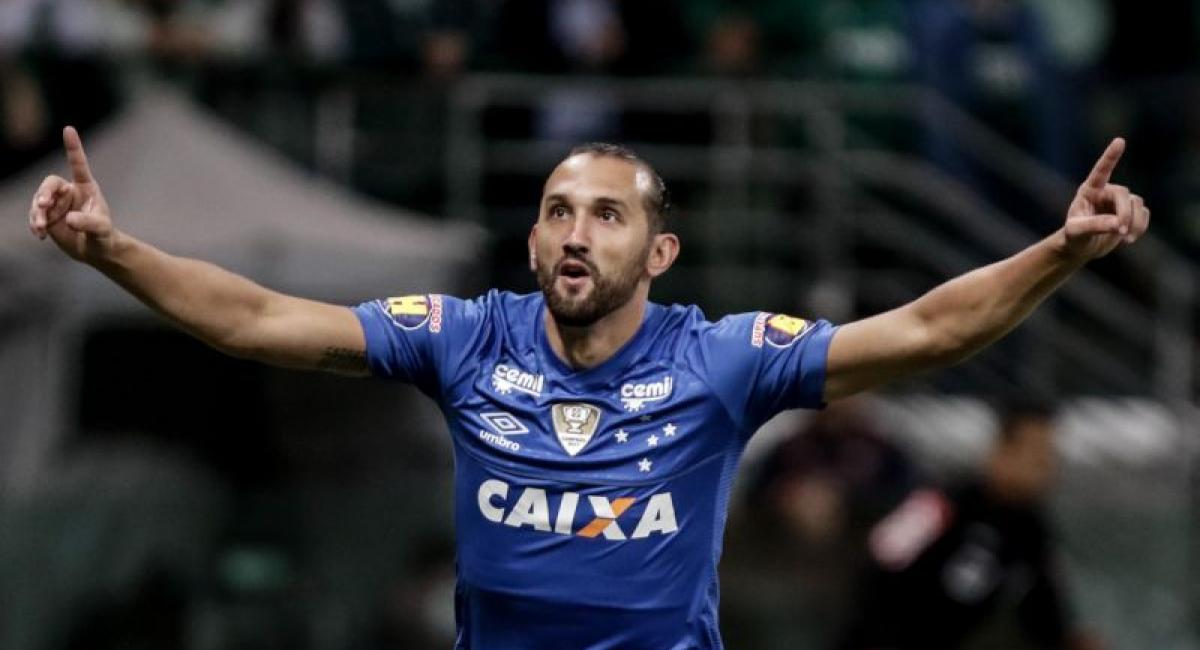 Futbol Sudamerica Campeonato Brasileno Hernan Barcos Rompio El Silencio Y Hablo De Su Salida De Liga De Quito El Club Nunca Me Pago Las Primas Y Cuando Llego La Oferta De Brasil Ahi